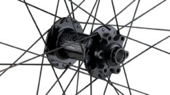 Tune Race 23 Boost Disc 6-Loch 29" Laufradsatz -Shimano || dt-swiss || Schwalbe Verkäufe 342171