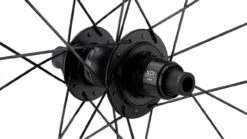 ZIPP 303 Firecrest® Carbon Tubular Disc Center Lock Laufradsatz 13 ZIPP 303 Firecrest® Carbon Tubular Disc Center Lock Laufradsatz -Shimano || dt-swiss || Schwalbe Verkäufe 347410