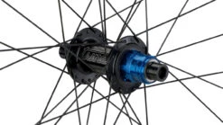 Tune Race 23 Boost Disc Center Lock 29" Laufradsatz - Auslaufmodell 39 Tune Race 23 Boost Disc Center Lock 29" Laufradsatz - Auslaufmodell -Shimano || dt-swiss || Schwalbe Verkäufe 377758