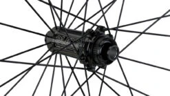 Tune Race 23 Endurance Boost Disc Center Lock 29" Laufradsatz -Shimano || dt-swiss || Schwalbe Verkäufe 377789