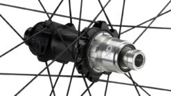 Fulcrum Rapid Red 3 Disc Center Lock 28" Laufradsatz 33 Fulcrum Rapid Red 3 Disc Center Lock 28" Laufradsatz -Shimano || dt-swiss || Schwalbe Verkäufe 384441