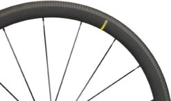 Mavic Cosmic SL 40 Carbon Laufradsatz 13 Mavic Cosmic SL 40 Carbon Laufradsatz -Shimano || dt-swiss || Schwalbe Verkäufe 385093