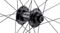 Tune TSR22 Disc Center Lock 28" Laufradsatz Modell 2021 -Shimano || dt-swiss || Schwalbe Verkäufe 388789