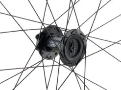 E-thirteen LG1 Race Carbon Enduro Boost 27,5" Laufradsatz -Shimano || dt-swiss || Schwalbe Verkäufe 400569