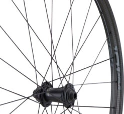 ZIPP 101 XPLR Carbon Tubeless Disc Center Lock 27,5" Laufradsatz -Shimano || dt-swiss || Schwalbe Verkäufe 417047