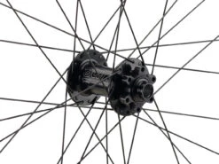 Tune Race 30K4 Endurance Boost Disc 6-Loch 29" Laufradsatz 10 Tune Race 30K4 Endurance Boost Disc 6-Loch 29" Laufradsatz -Shimano || dt-swiss || Schwalbe Verkäufe 429984