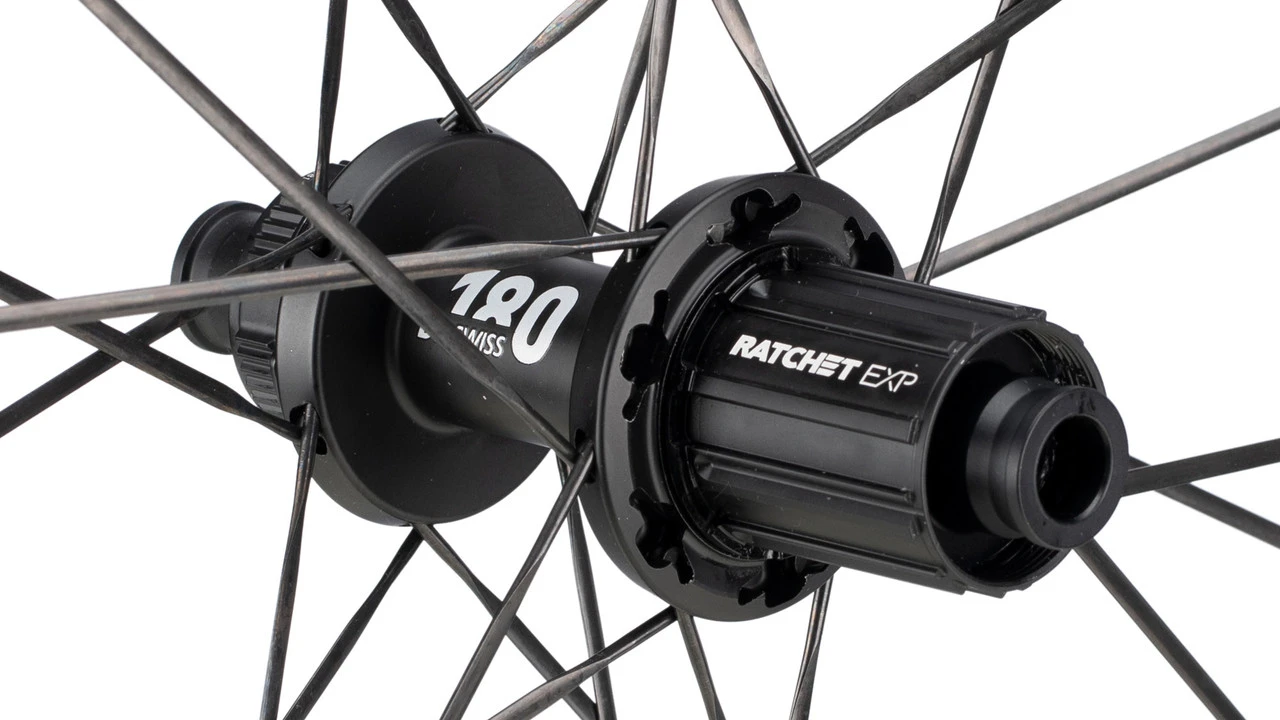 Dt-swiss ARC 1100 DICUT 80 Carbon Disc Center Lock 28" Laufradsatz 7 Dt-swiss ARC 1100 DICUT 80 Carbon Disc Center Lock 28" Laufradsatz – Bild 5