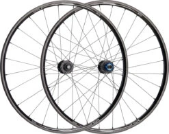 Tune TSR22 Disc Center Lock 28" Laufradsatz