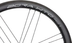 Campagnolo® Bora WTO 45 Carbon Road 28" Laufradsatz 31 Campagnolo® Bora WTO 45 Carbon Road 28" Laufradsatz -Shimano || dt-swiss || Schwalbe Verkäufe 464534