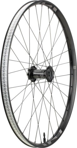E-thirteen LG1 Plus Downhill Boost 29" Laufradsatz 15 E-thirteen LG1 Plus Downhill Boost 29" Laufradsatz -Shimano || dt-swiss || Schwalbe Verkäufe 468685