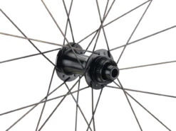 ZIPP 303 S Carbon Tubeless Disc Center Lock Laufradsatz 10 ZIPP 303 S Carbon Tubeless Disc Center Lock Laufradsatz -Shimano || dt-swiss || Schwalbe Verkäufe 475250